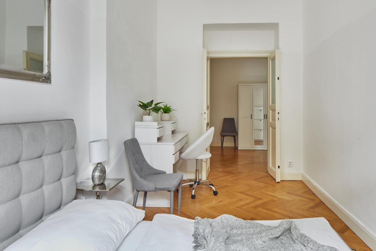 Days Apartamento Praga